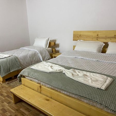 Hostel Ardjon House Berat Exteriér fotografie