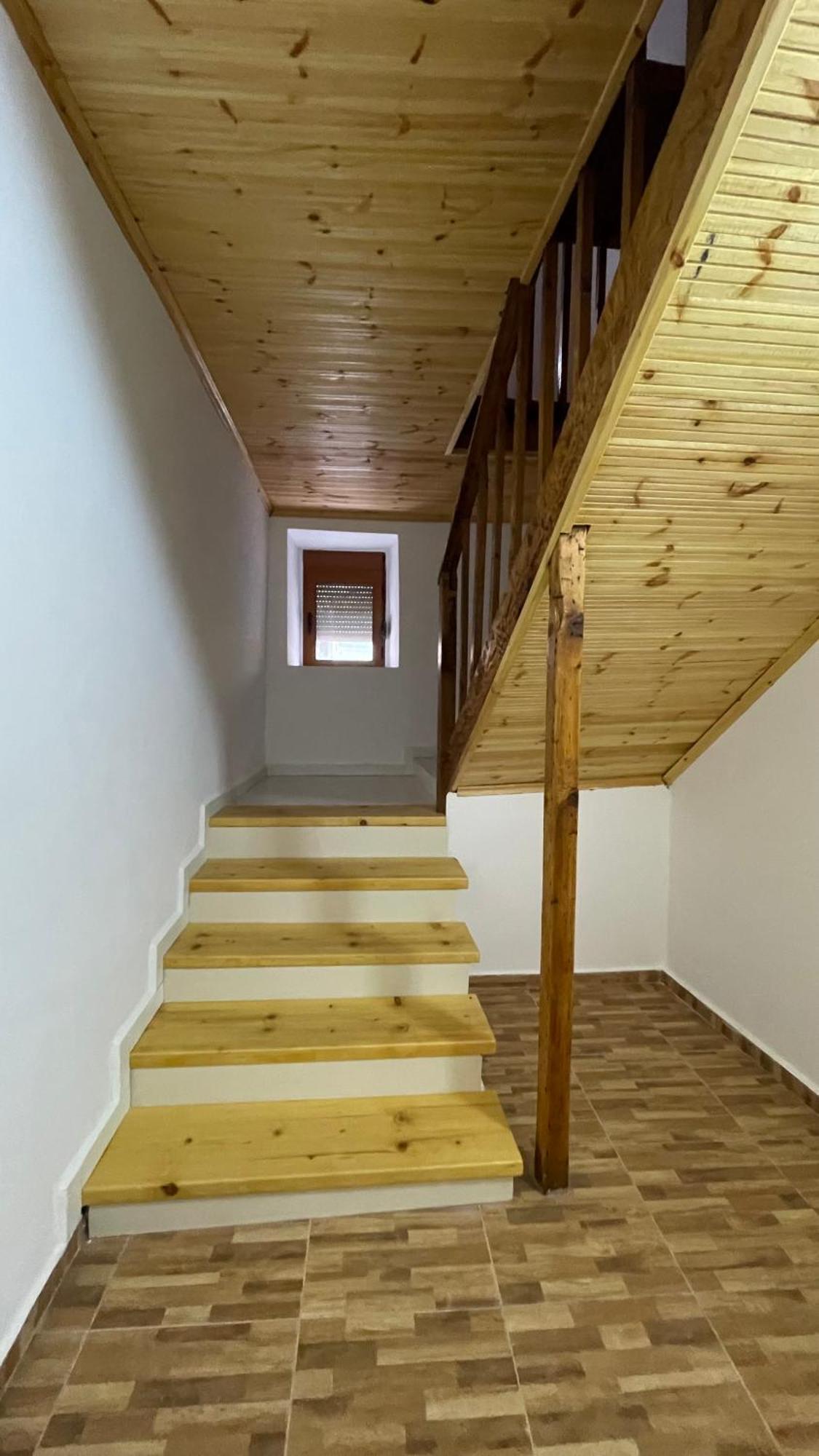 Hostel Ardjon House Berat Exteriér fotografie